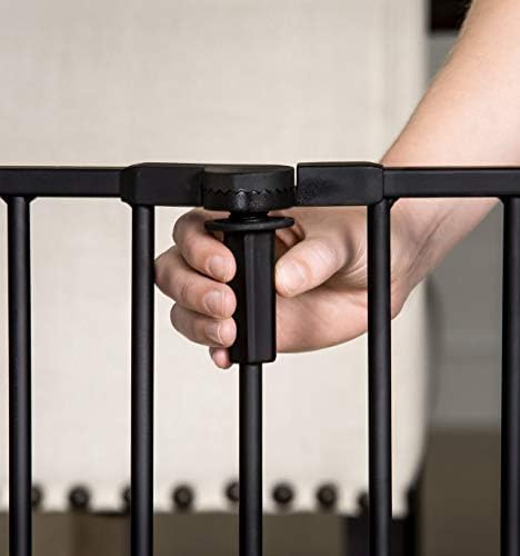 Regalo Deluxe Widespan Safety Gate - Black 745 x 28