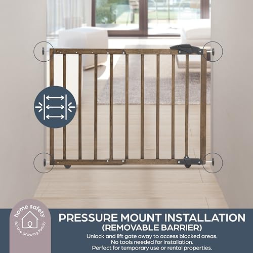 Dreambaby Nottingham Wooden Baby Gate for Stairs and Doorways