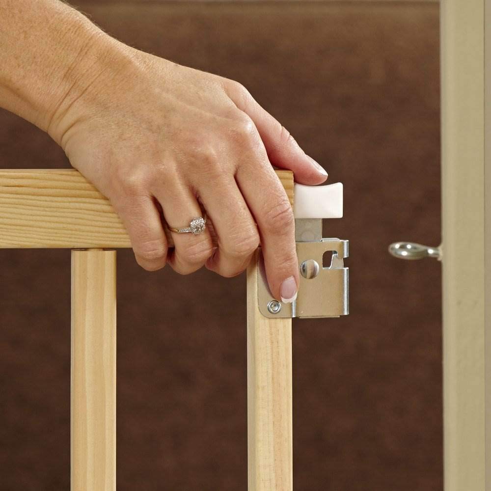Toddleroo Extra Wide Swing Wooden Gate 27 Tall Hardware Mount