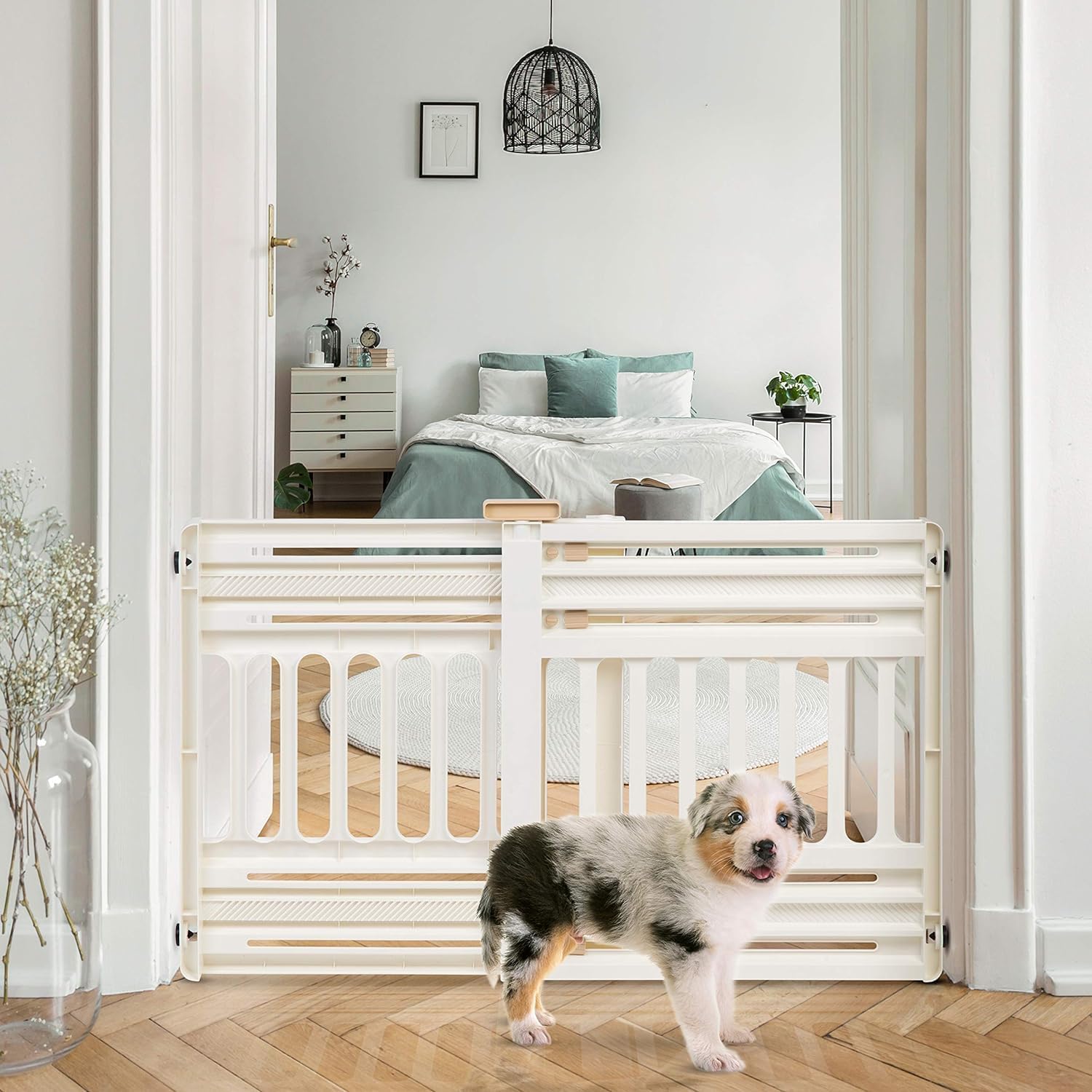 IRIS USA Expandable Pet Gate for Doorways