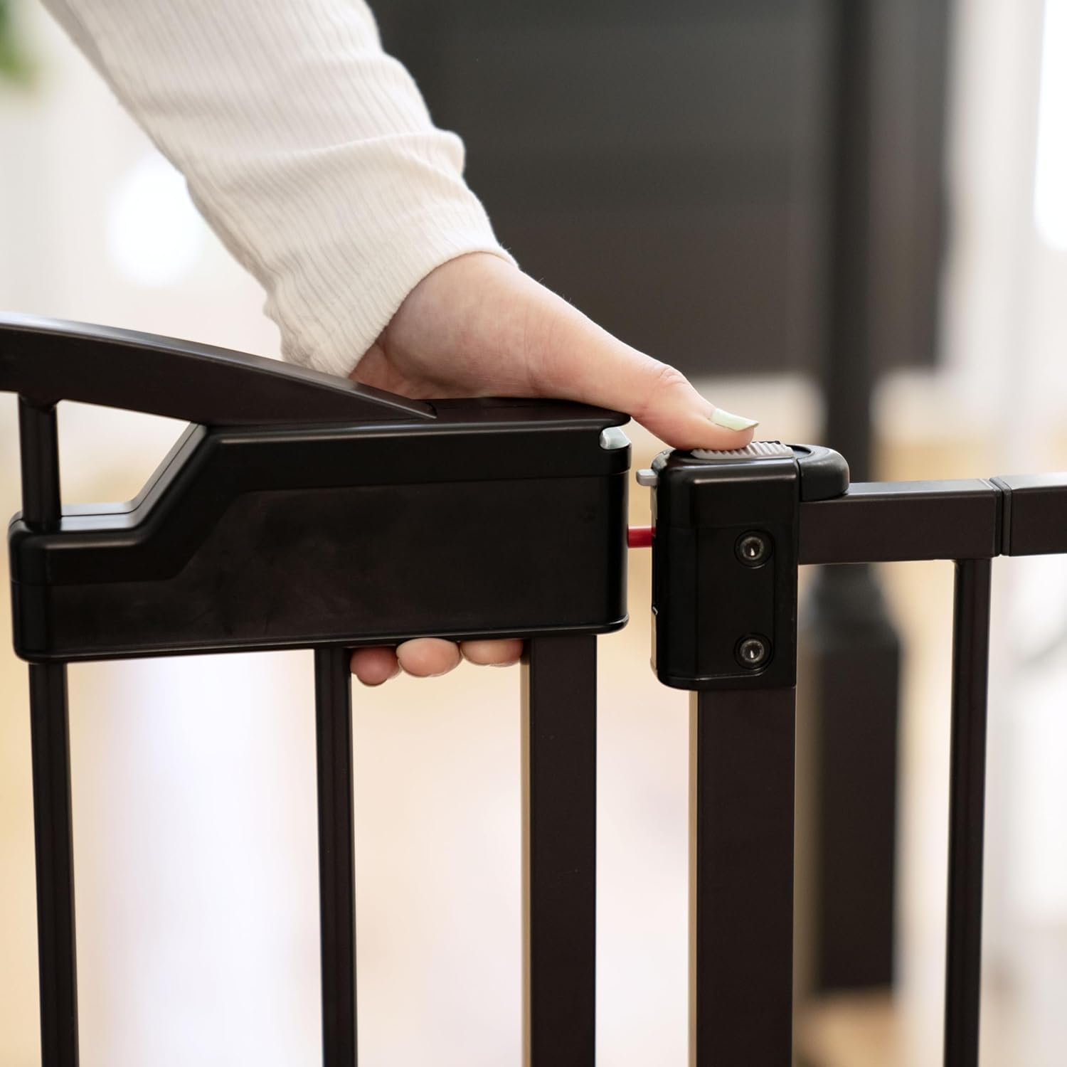 Summer Infant Ingenuity Thruway 52W Pet Baby Gate - Espresso 1