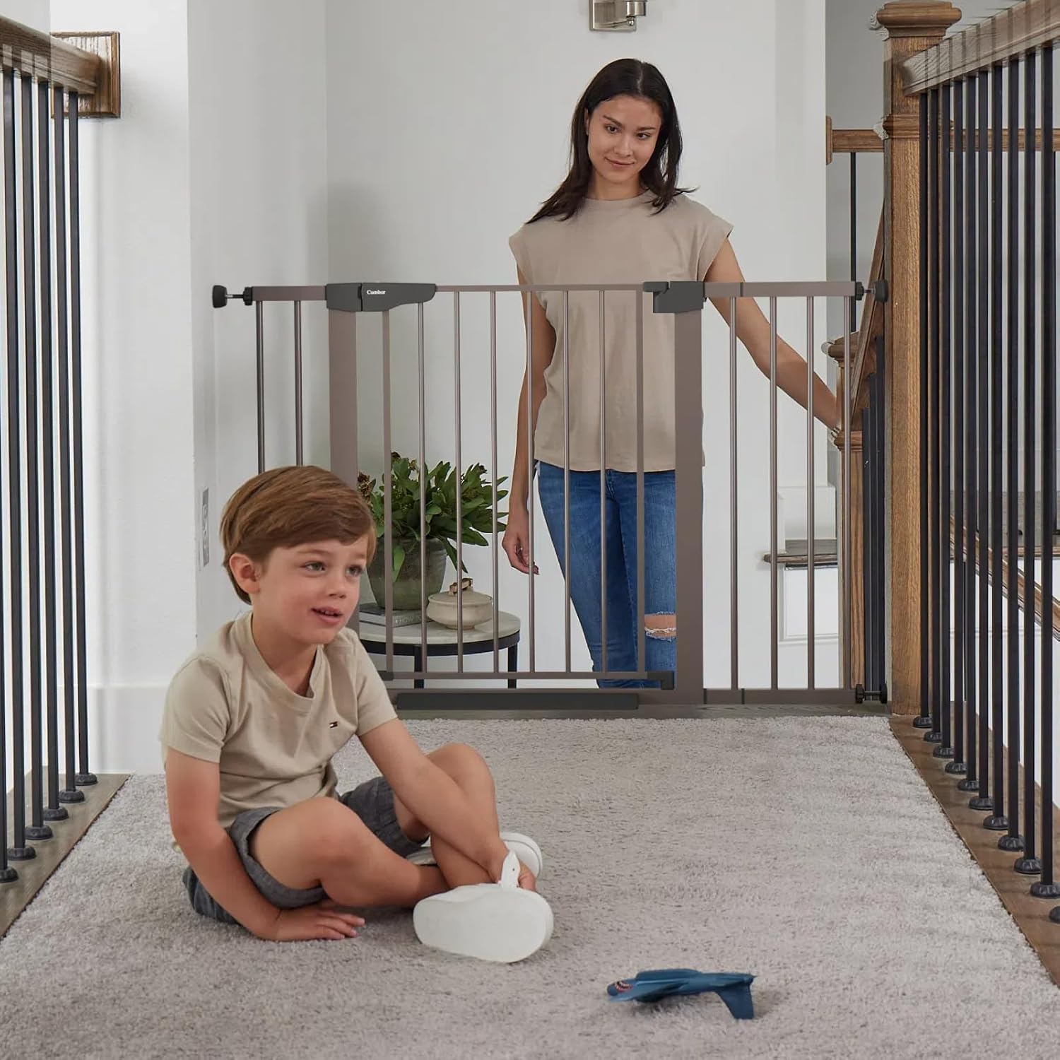 Cumbor Extra Wide Baby Gate for Doorways and Stairs