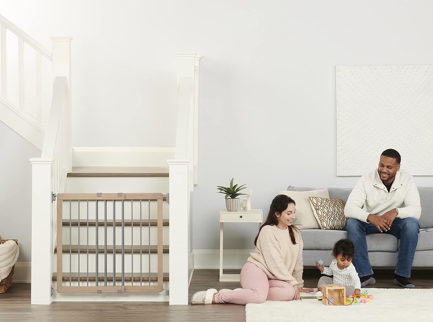 Regalo Wooden Safety Gate for Stairs and Hallways 1