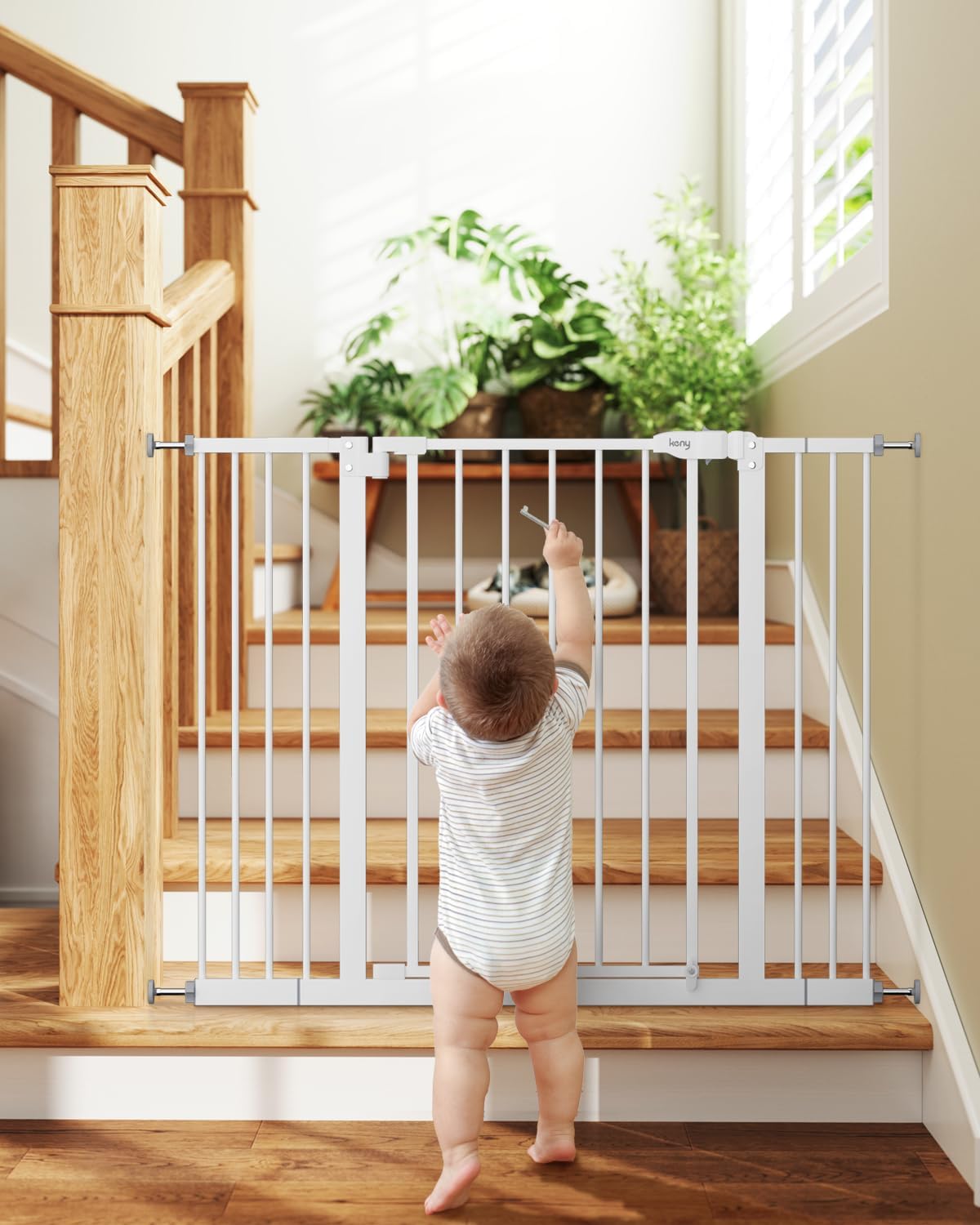 Keny 29-425 Stair Baby Gate with Auto Close