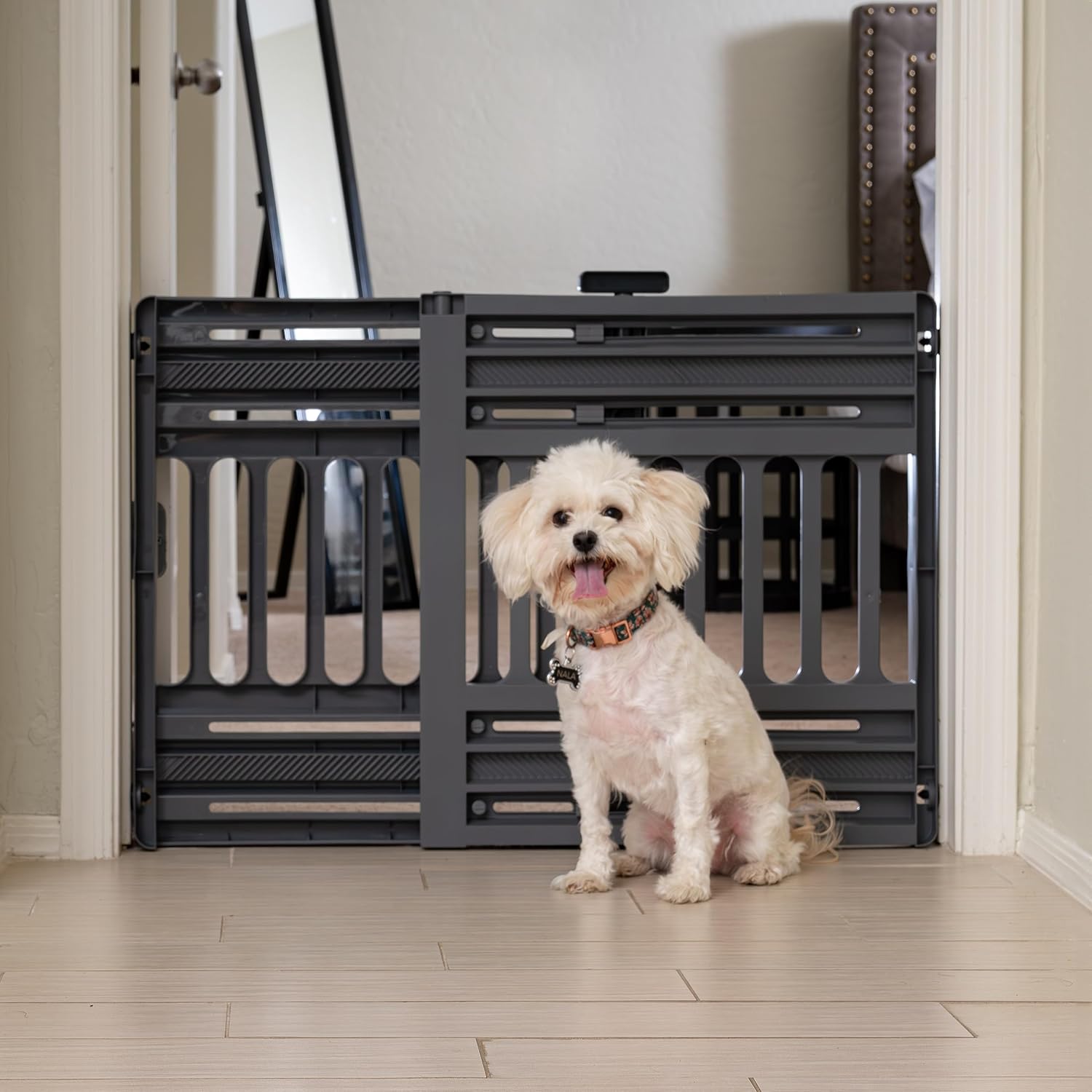 IRIS USA Dog Gate 24-39 Expandable Gray