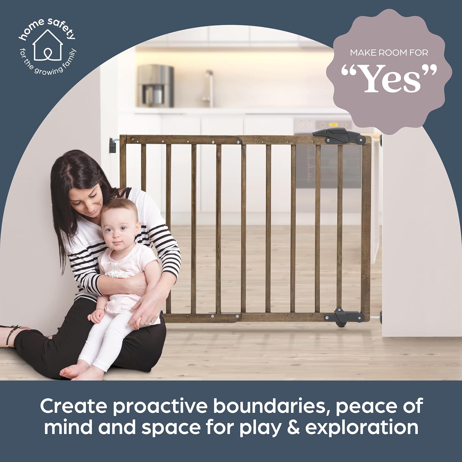 Dreambaby Nottingham Wooden Baby Gate for Stairs and Doorways