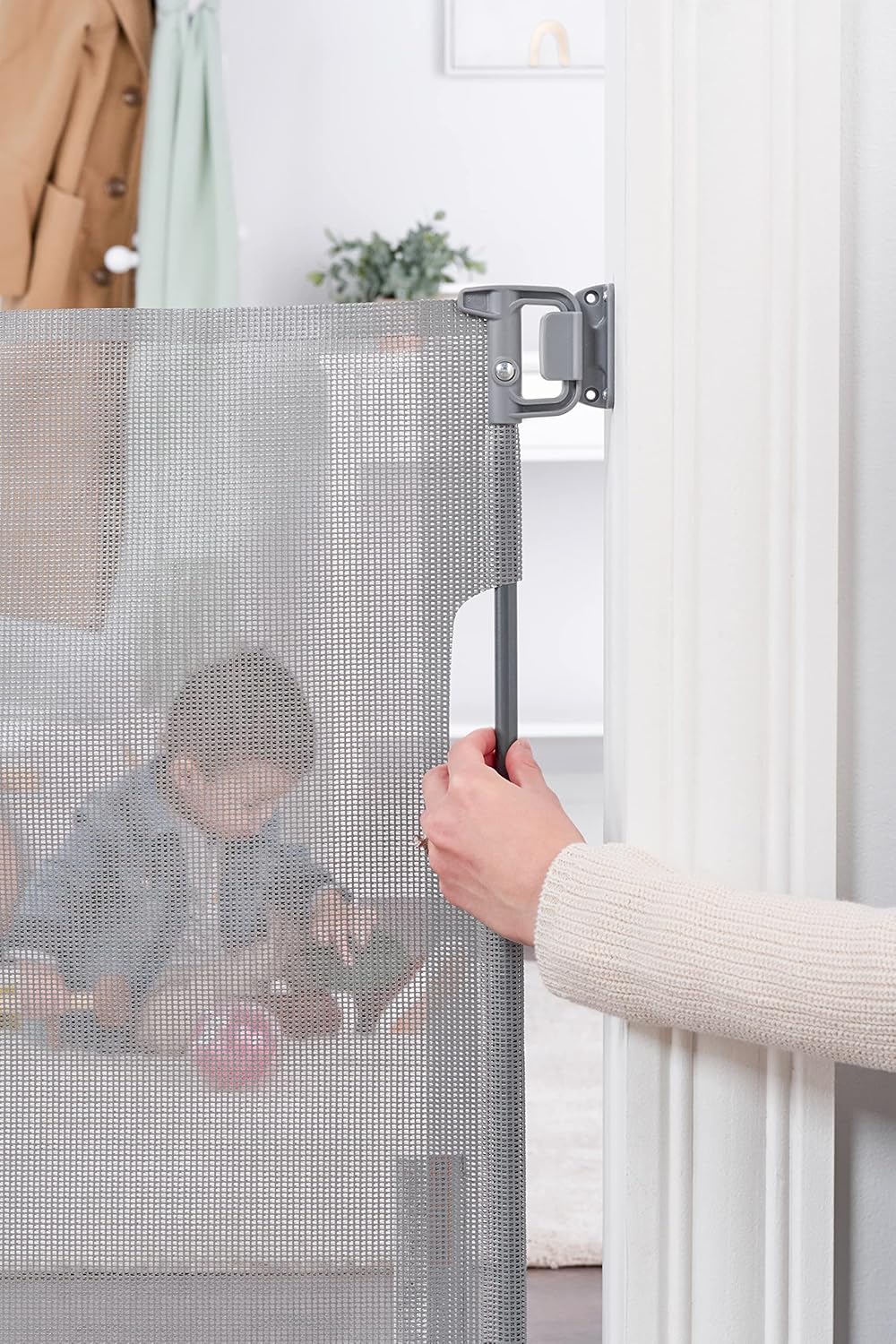Regalo Extra Wide Retractable Baby Gate 50