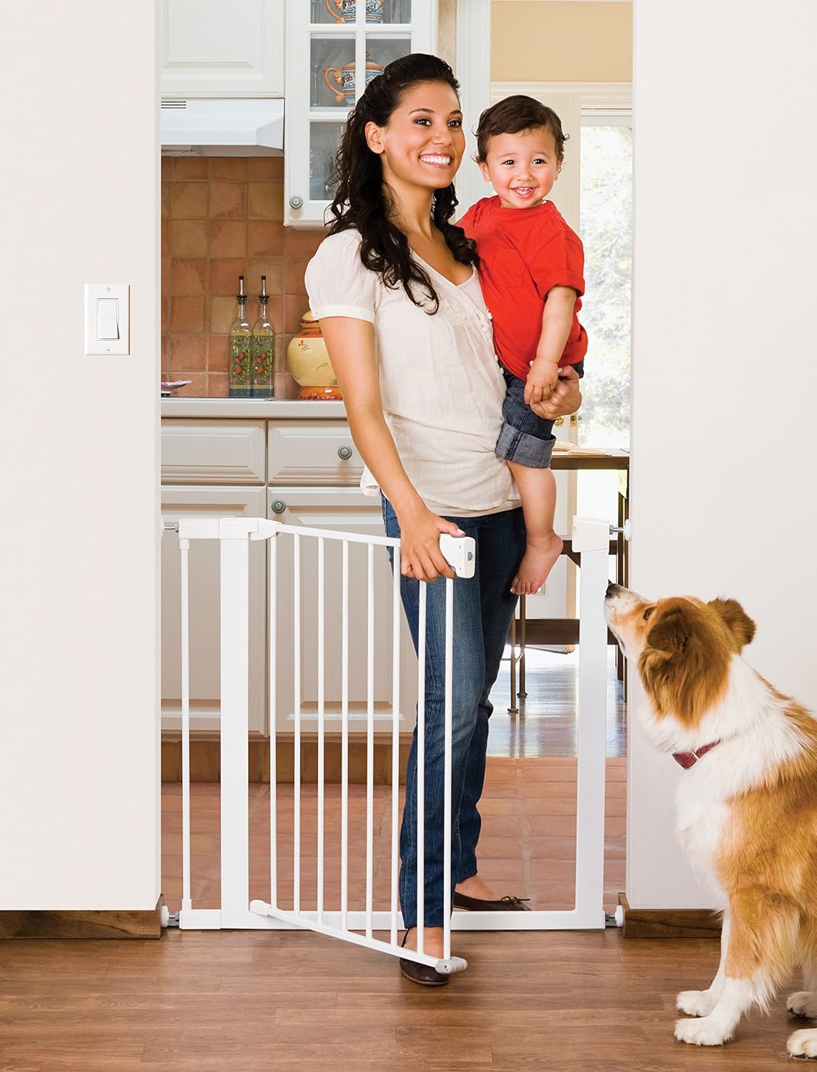 Munchkin Easy Close Pressure Mounted Baby Gate White 35x295 Inch